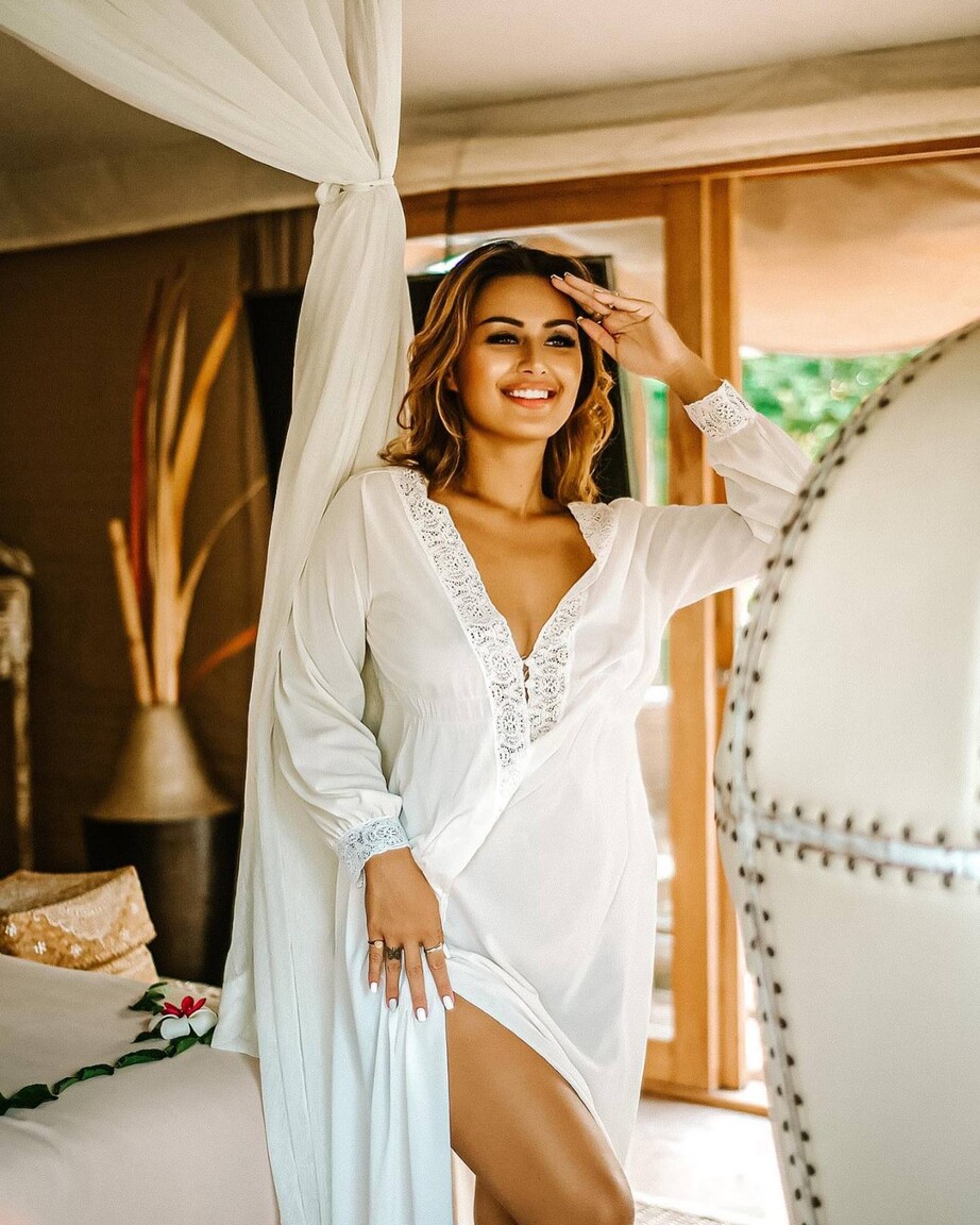 Melinda jha international marriage bureau